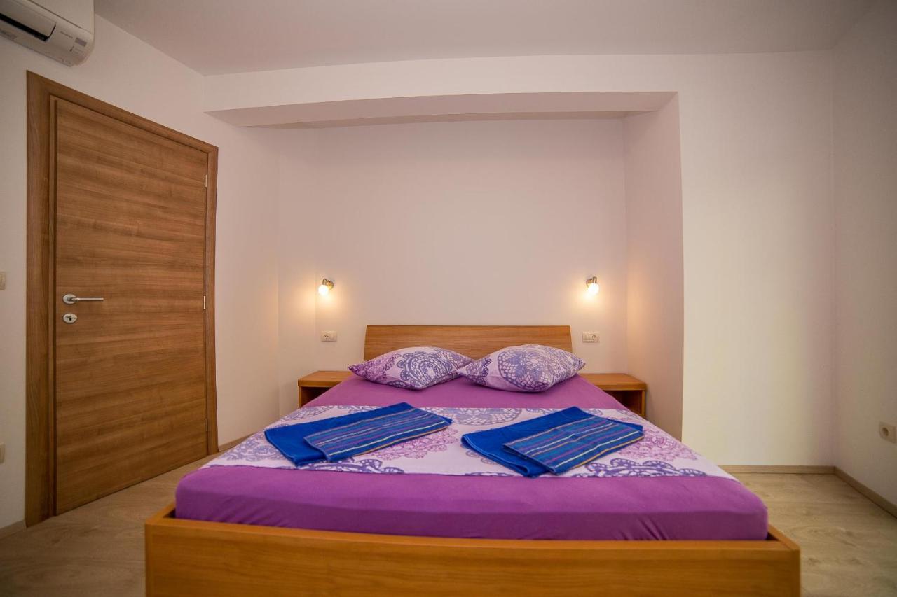 Apartments Emil Lokva Rogoznica Bagian luar foto