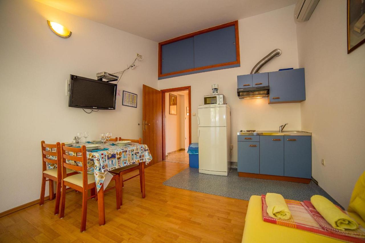 Apartments Emil Lokva Rogoznica Bagian luar foto